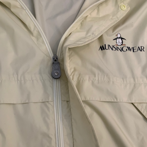 MUNSINGWEAR  Men's Spring/Summer Golf jacket - Picture 4 of 13